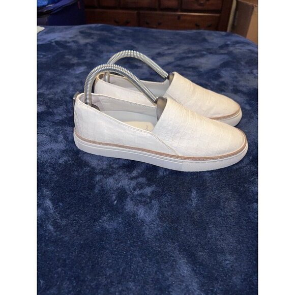 JOHNSTON & MURPHY Callie Slip On Sneaker White Croc Embossed Leather Women 7M - Picture 3 of 13